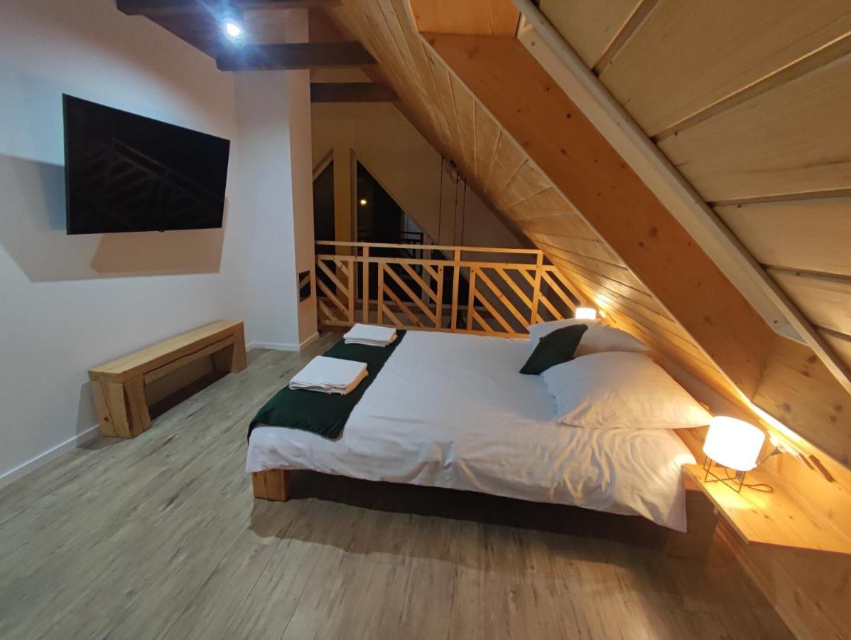 Miedzy Drzewami Villa Biecz ภายนอก รูปภาพ