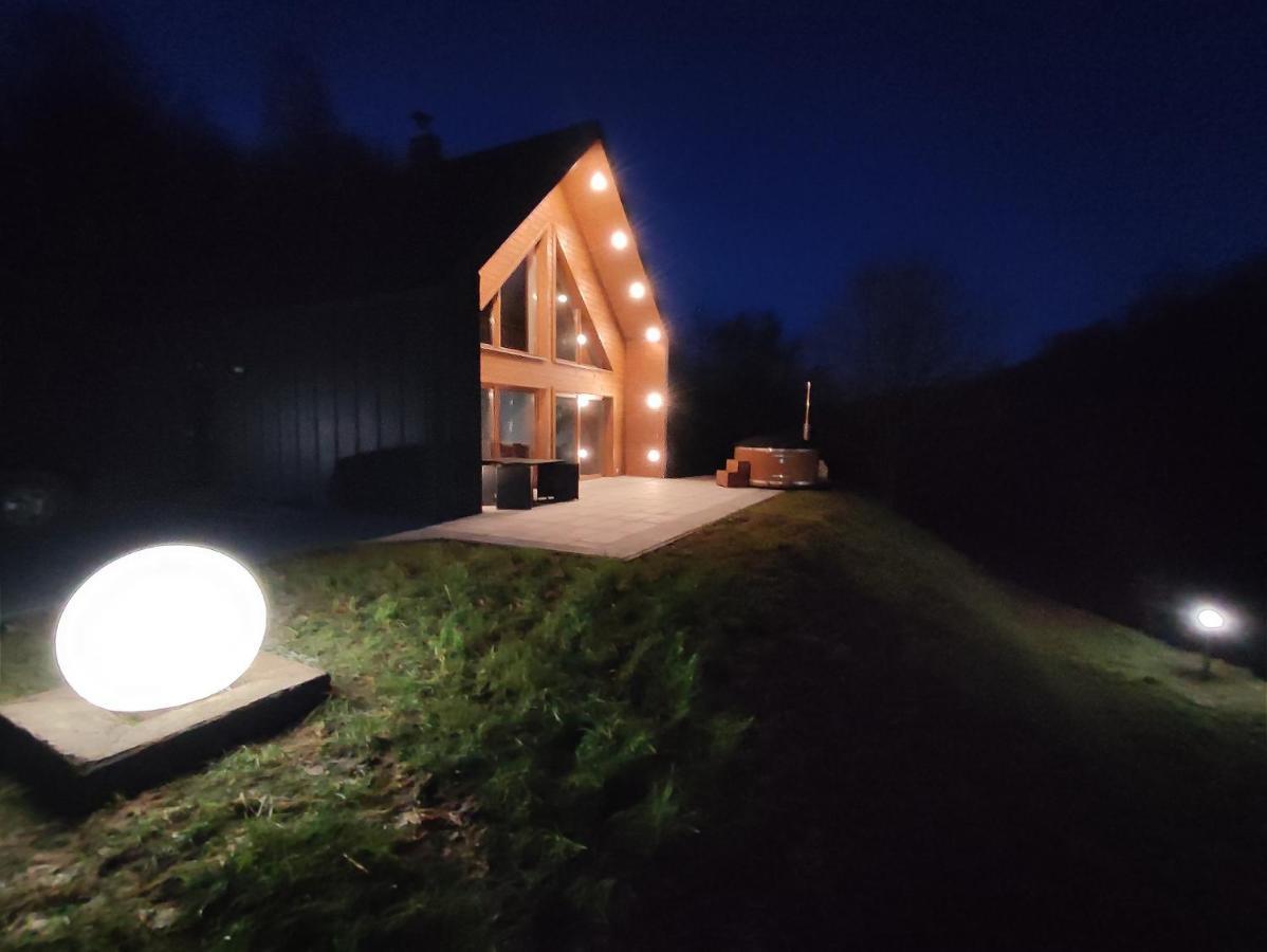 Miedzy Drzewami Villa Biecz ภายนอก รูปภาพ